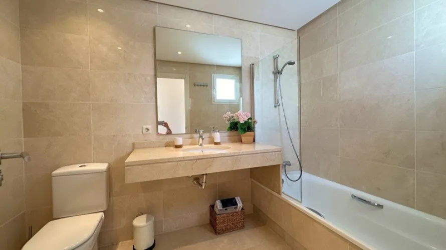 2 bedrooms penthouse for sale , Casares, Spain No. 555 № 10