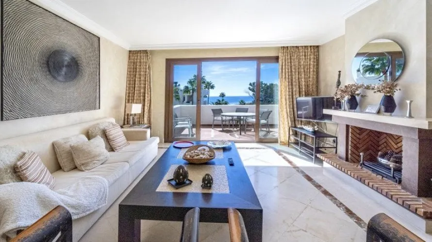 3 bedrooms penthouse for sale , Estepona, Spain No. 389