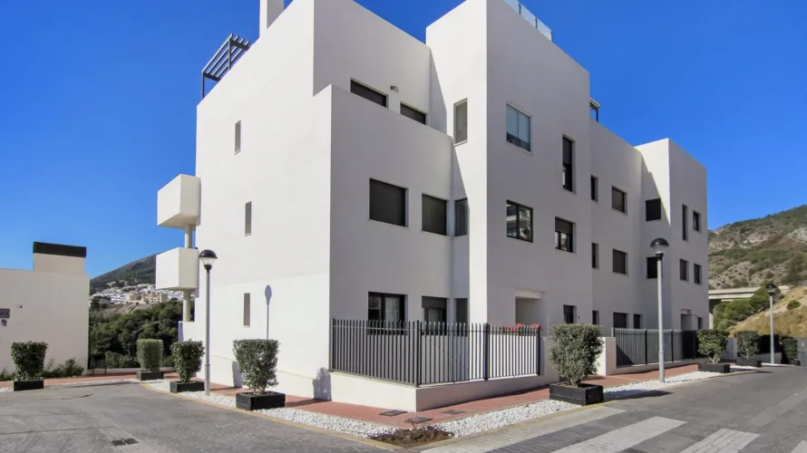 3 bedrooms apartment for sale , Benalmadena, Spain No. 531 № 1