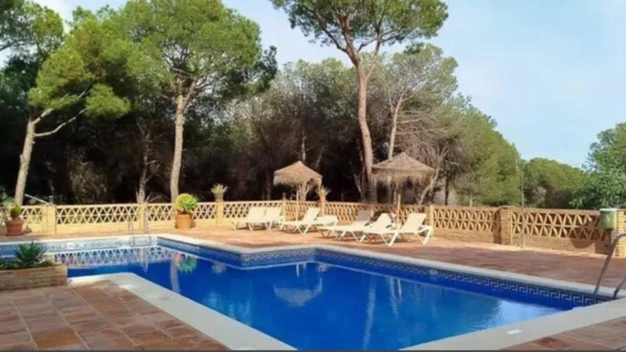 2 bedrooms apartment for sale , Nueva Andalucia, Spain No. 615 № 10