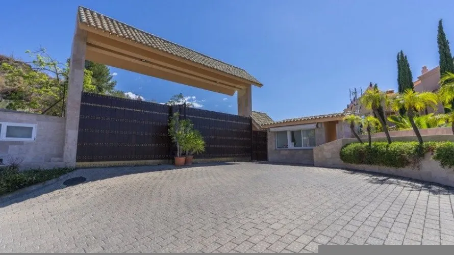 1 bedroom apartment for sale , Nueva Andalucia, Spain No. 643 № 3