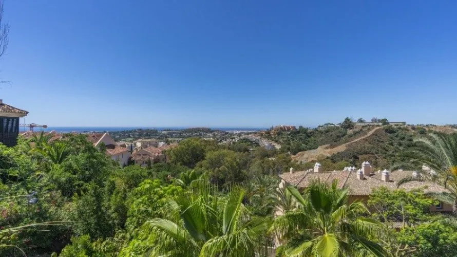 1 bedroom apartment for sale , Nueva Andalucia, Spain No. 643 № 4