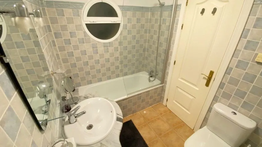 2 bedrooms apartment for sale , Casares, Spain No. 559 № 7