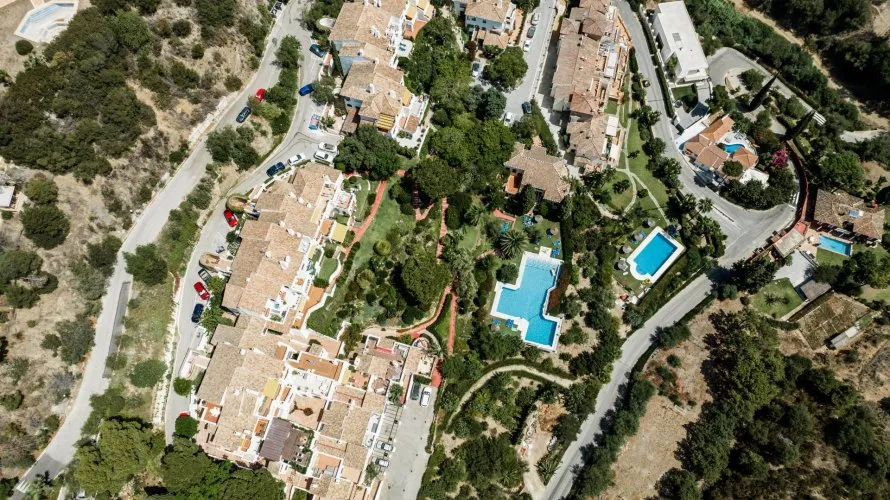 3 bedrooms apartment for sale , Benahavis, Spain No. 178 № 8