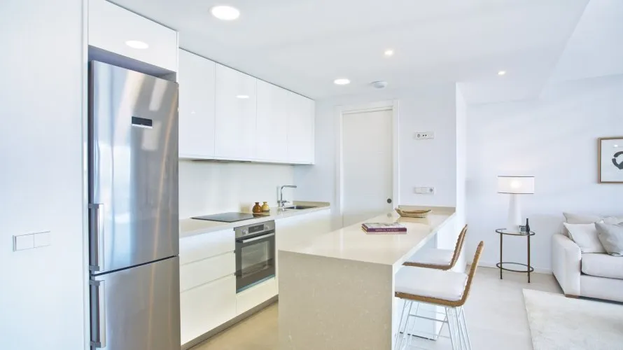 3 bedrooms apartment for sale , Fuengirola, Spain No. 78 № 3