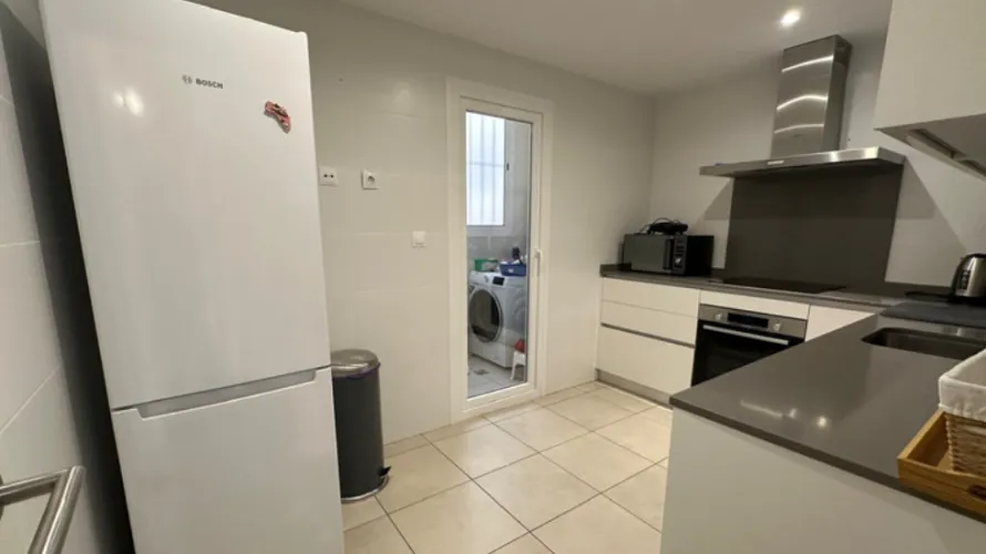 3 bedrooms apartment for sale , Nueva Andalucia, Spain No. 661 № 2