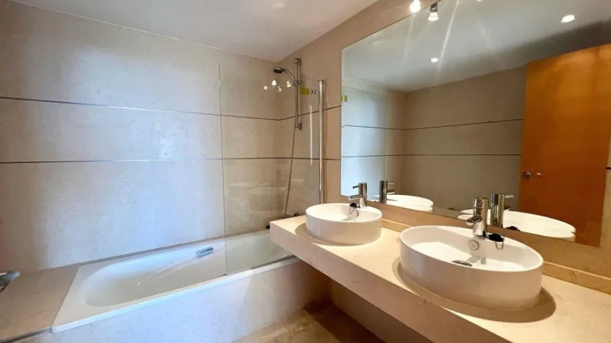 4 bedrooms duplex for sale , Estepona, Spain No. 640 № 28