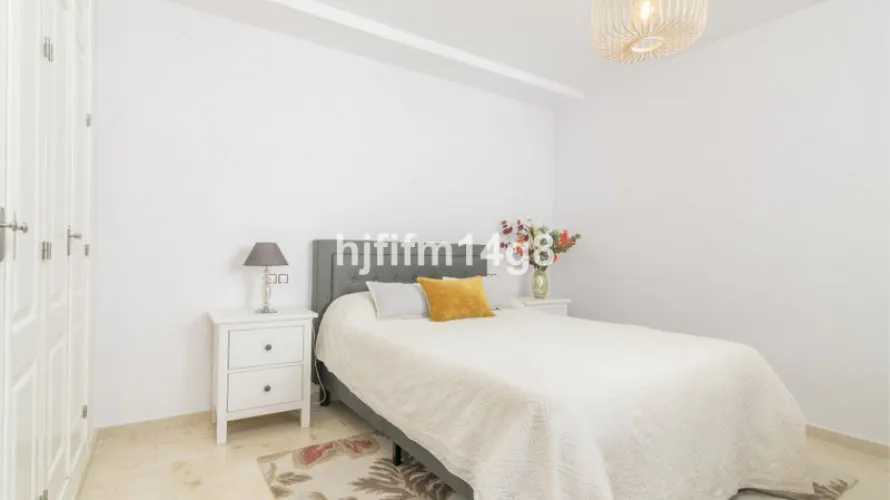 2 bedrooms apartment for sale , Marbella, Spain No. 587 № 7