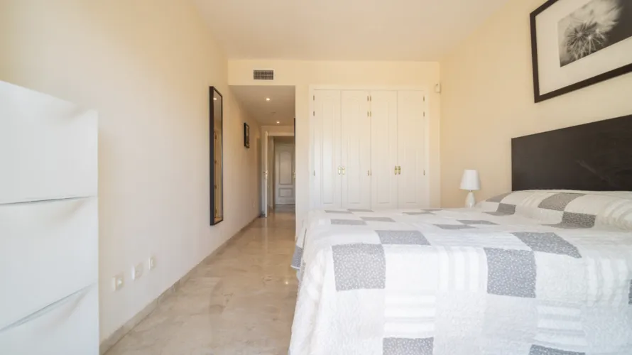 2 bedrooms apartment for sale , Estepona, Spain No. 451 № 11