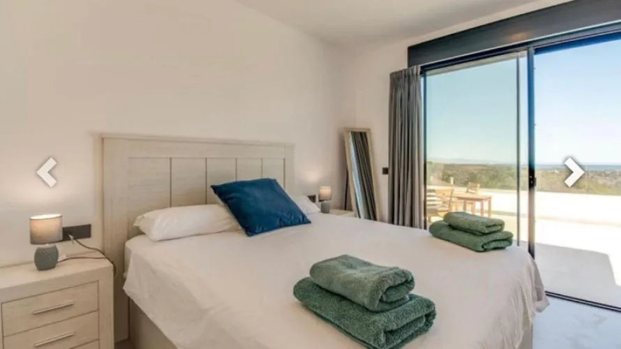 3 bedrooms duplex for sale , Estepona, Spain No. 525 № 11