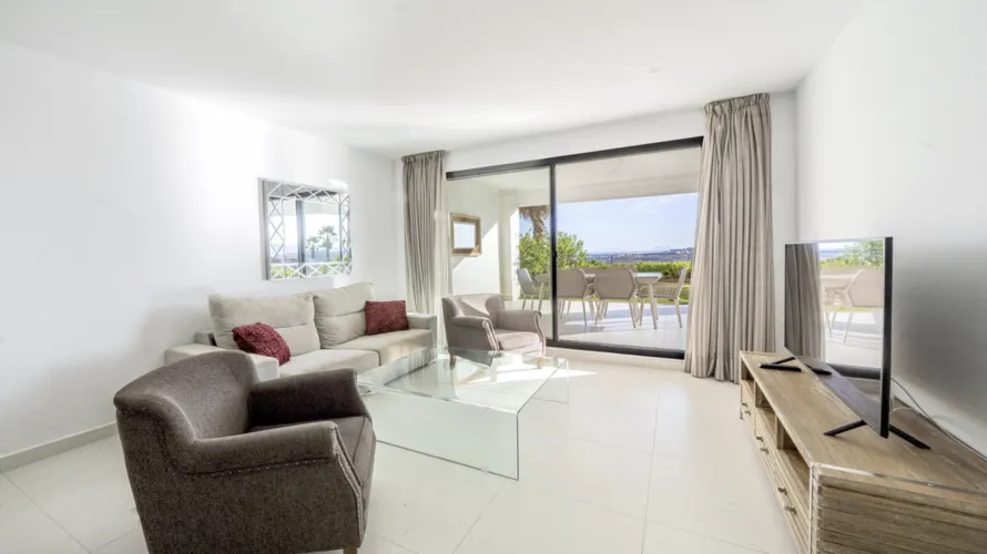 2 bedrooms apartment for sale , Estepona, Spain No. 486