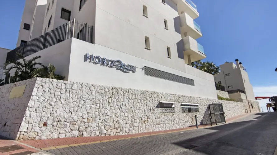 3 bedrooms apartment for sale , Benalmadena, Spain No. 531 № 2