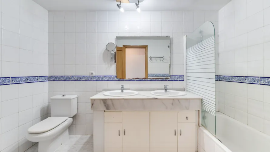 3 bedrooms apartment for sale , Estepona, Spain No. 474 № 10