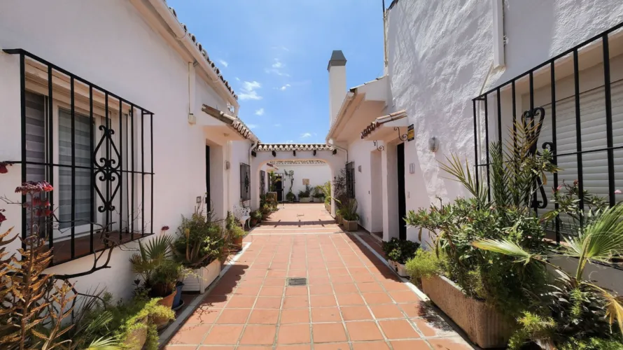 1 bedroom apartment for sale , Marbella, Spain No. 767