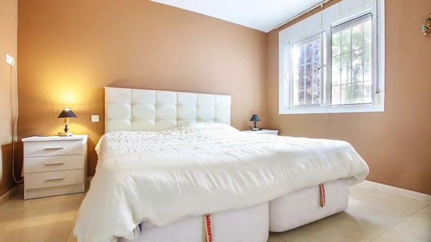 3 bedrooms apartment for sale , Nueva Andalucia, Spain No. 323 № 5