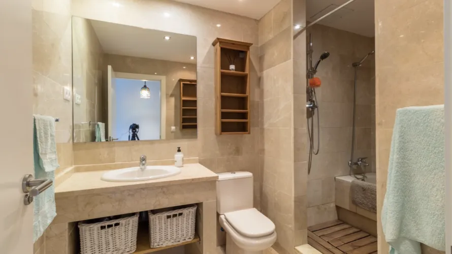 2 bedrooms apartment for sale , Manilva, Spain No. 467 № 9