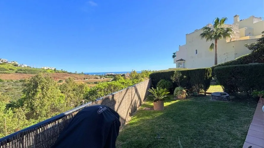 2 bedrooms apartment for sale , Casares, Spain No. 572 № 19