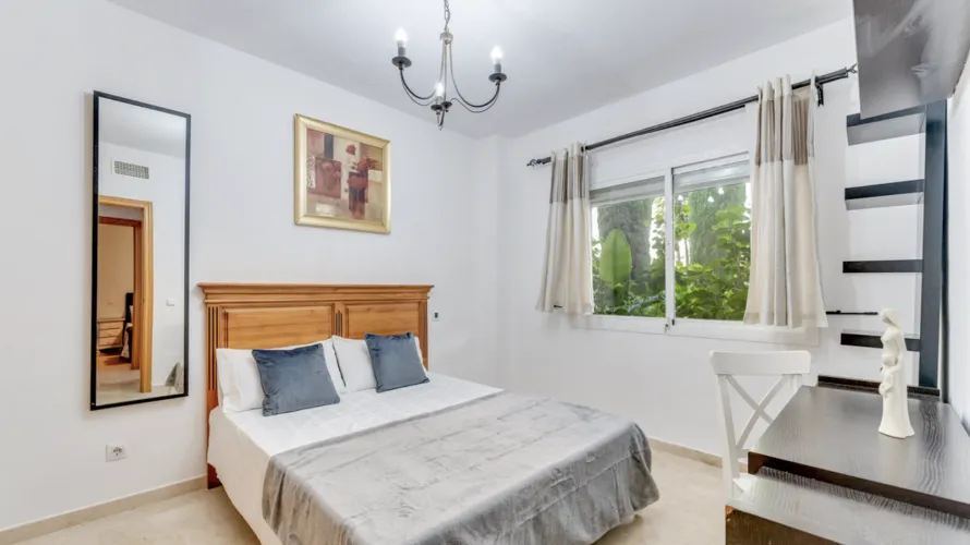 3 bedrooms apartment for sale , Estepona, Spain No. 474 № 9