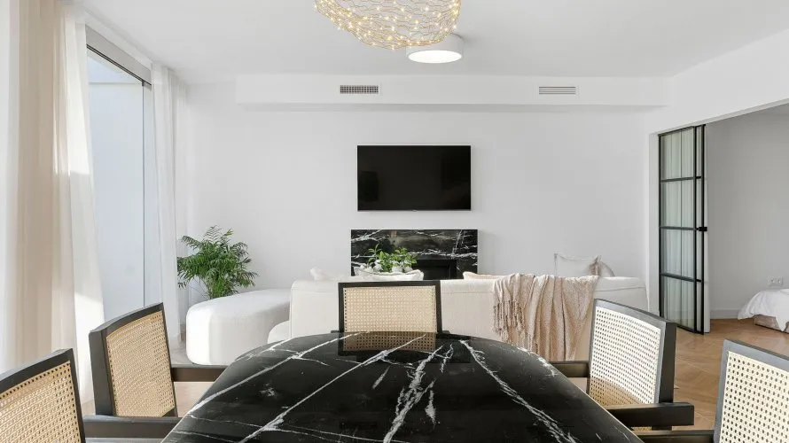 4 bedrooms apartment for sale , Marbella, Spain No. 344