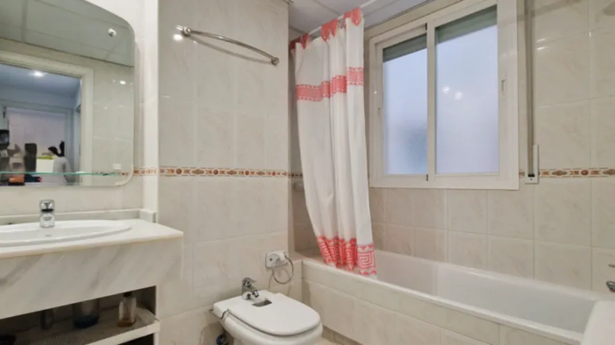 2 bedrooms apartment for sale , Cortes (San Pedro De Alcantara), Spain No. 652 № 17