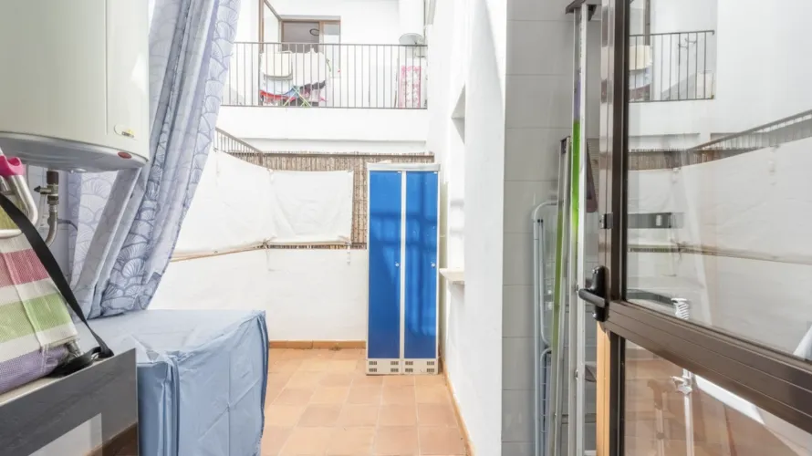 2 bedrooms apartment for sale , Estepona, Spain No. 466 № 1