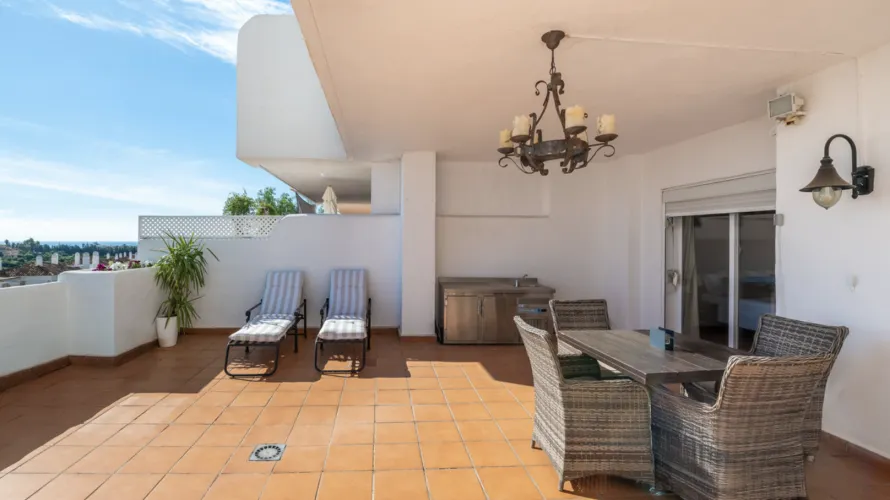 3 bedrooms apartment for sale , Estepona, Spain No. 474 № 5