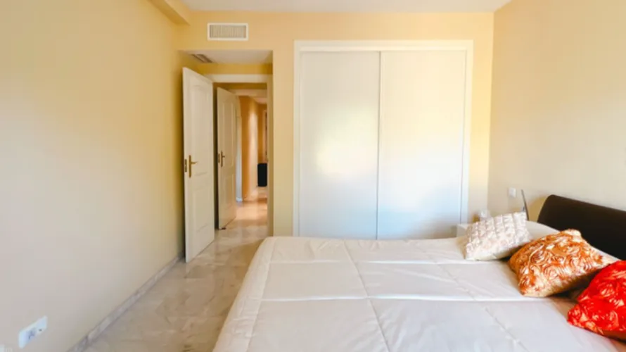 2 bedrooms apartment for sale , Marbella, Spain No. 804 № 5