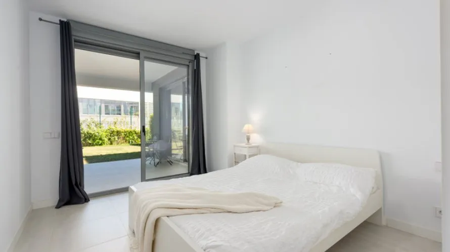 2 bedrooms apartment for sale , Estepona, Spain No. 563 № 21