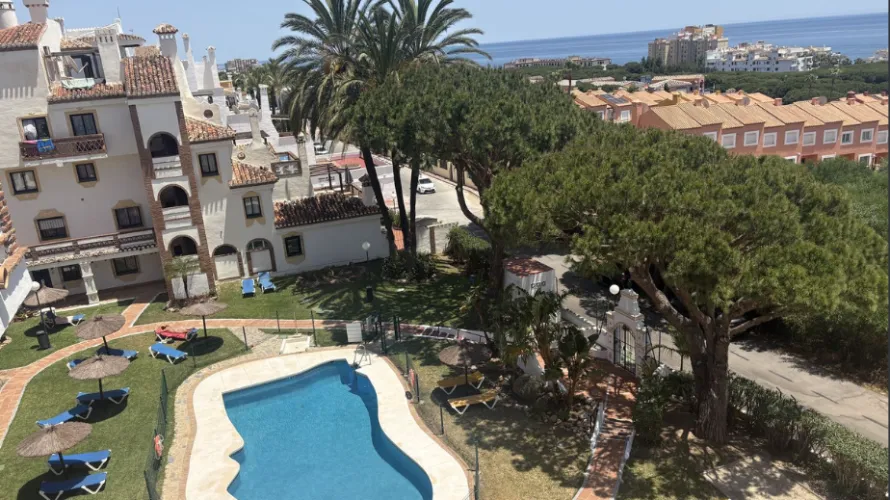 2 bedrooms apartment for sale , Mijas Costa, Spain No. 743 № 10