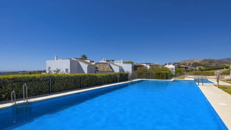 3 bedrooms apartment for sale , Cortes (San Pedro De Alcantara), Spain No. 656 № 7