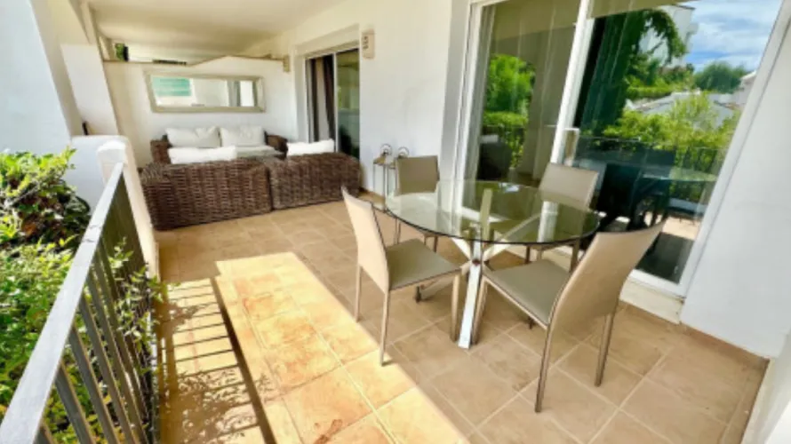 3 bedrooms apartment for sale , Marbella, Spain No. 386 № 5