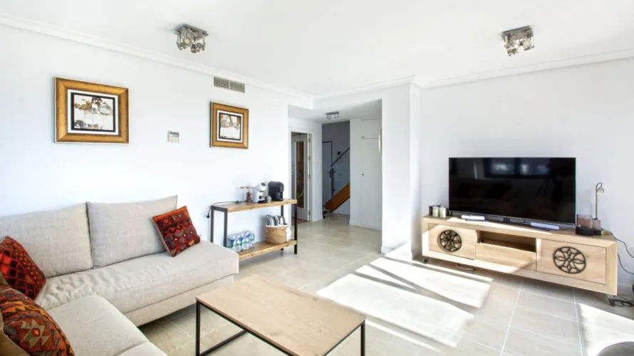 2 bedrooms duplex for sale , Estepona, Spain No. 477 № 3