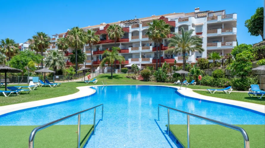 2 bedrooms apartment for sale , Mijas Costa, Spain No. 737 № 5