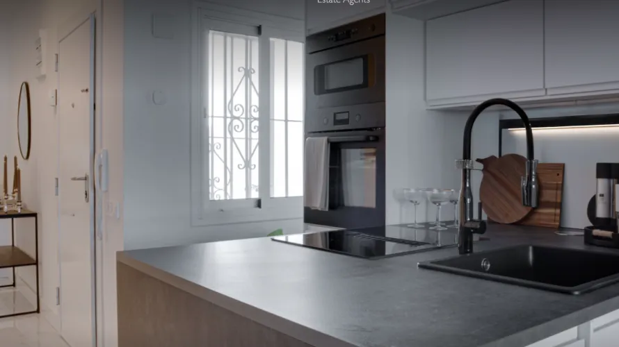 3 bedrooms apartment for sale , Nueva Andalucia, Spain No. 663 № 4