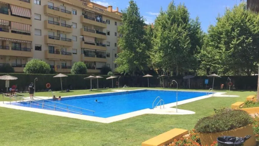 2 bedrooms apartment for sale , Cortes (San Pedro De Alcantara), Spain No. 698 № 2