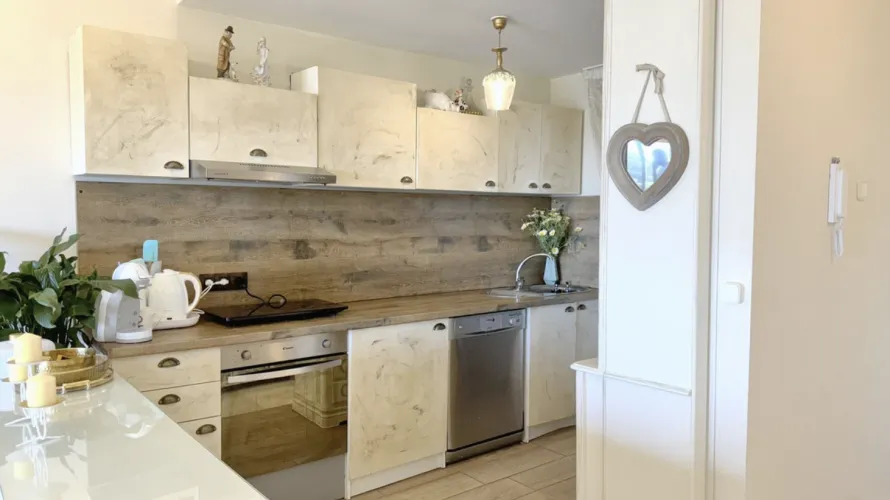 3 bedrooms apartment for sale , Estepona, Spain No. 491 № 3