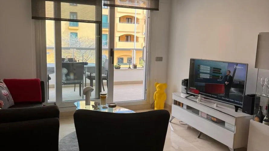 3 bedrooms apartment for sale , Cortes (San Pedro De Alcantara), Spain No. 677 № 1