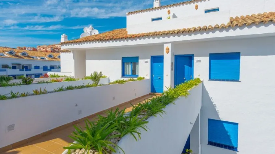 2 bedrooms duplex for sale , Manilva, Spain No. 410 № 5