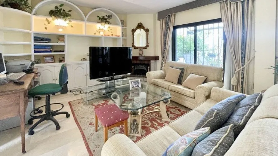 2 bedrooms duplex for sale , Marbella, Spain No. 613 № 11