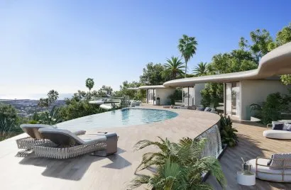 4 bedrooms duplex for sale , La Quinta, Spain No. 517