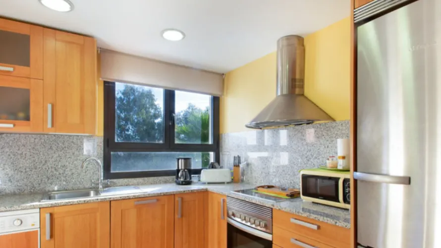 2 bedrooms apartment for sale , Estepona, Spain No. 694 № 18