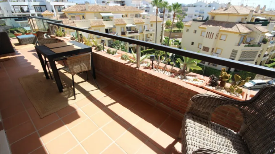 2 bedrooms apartment for sale , Mijas Costa, Spain No. 748 № 6