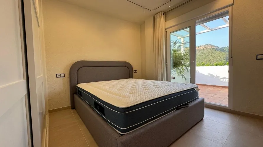 1 bedroom duplex for sale , Benahavis, Spain No. 773 № 9