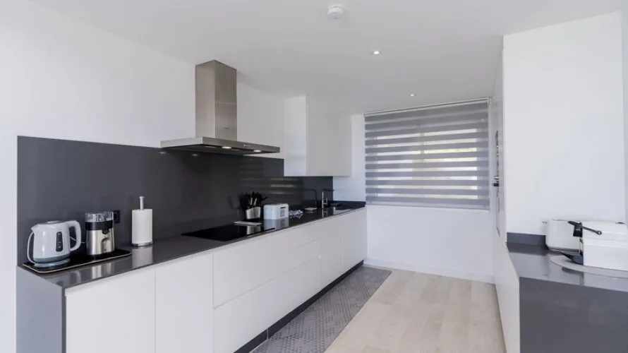 2 bedrooms apartment for sale , Estepona, Spain No. 655 № 11