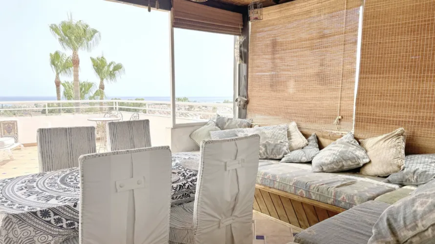 3 bedrooms apartment for sale , La Atalaya, Spain No. 452 № 10