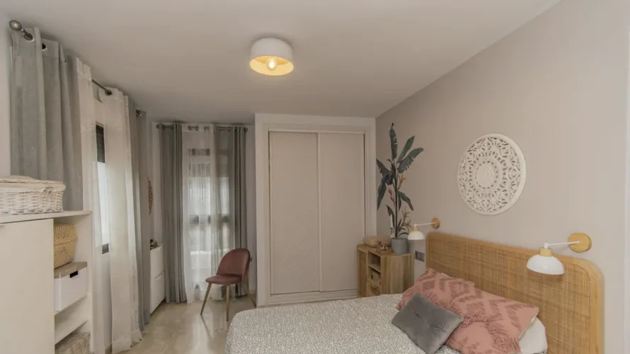 2 bedrooms apartment for sale , Estepona, Spain No. 693 № 7