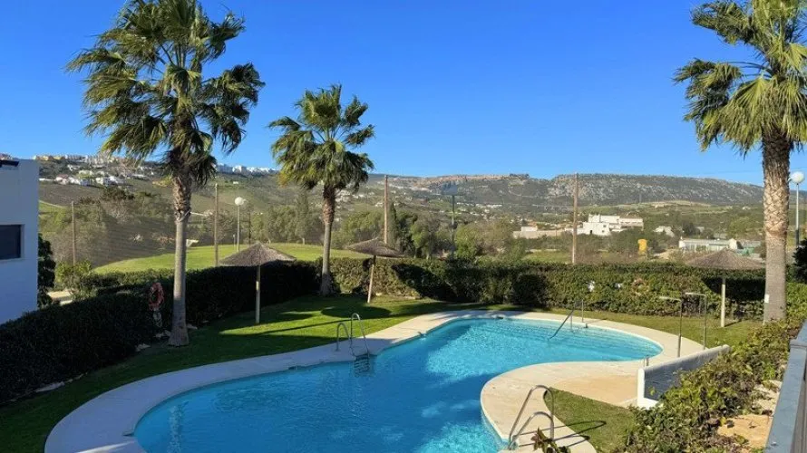 3 bedrooms penthouse for sale , Casares, Spain No. 579 № 7