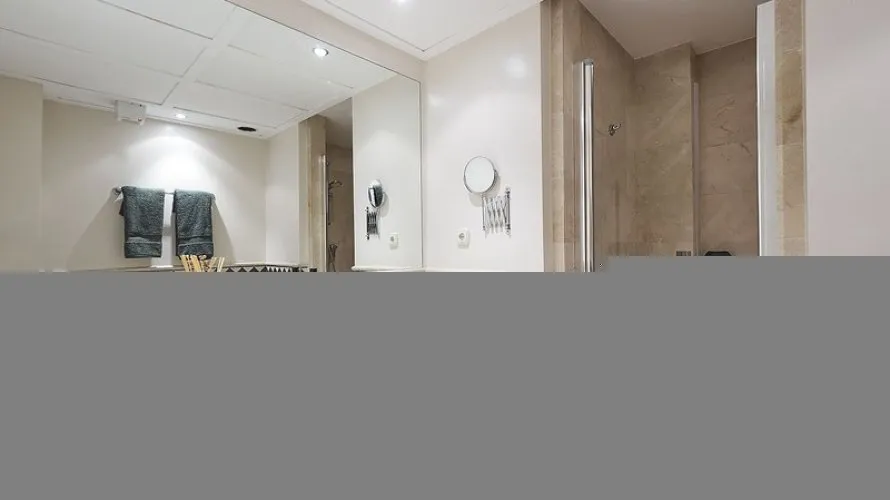 2 bedrooms apartment for sale , Marbella, Spain No. 716 № 27