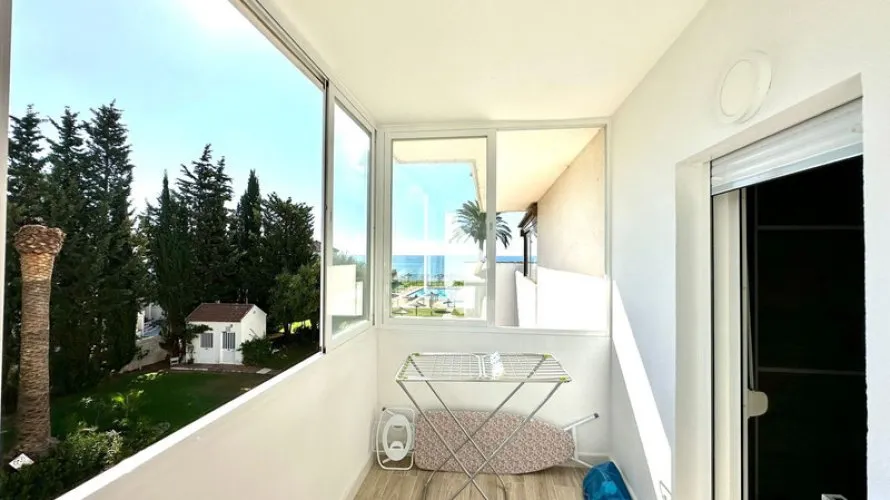 2 bedrooms apartment for sale , Estepona, Spain No. 444 № 6