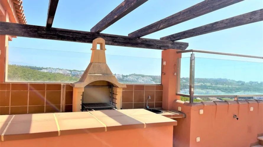 3 bedrooms penthouse for sale , Casares, Spain No. 553 № 16